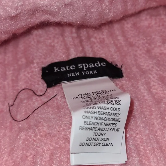 KATE SPADE 3pc Pink Knit Hat Scarf & Gloves Set with Black Bows - Picture 4 of 13